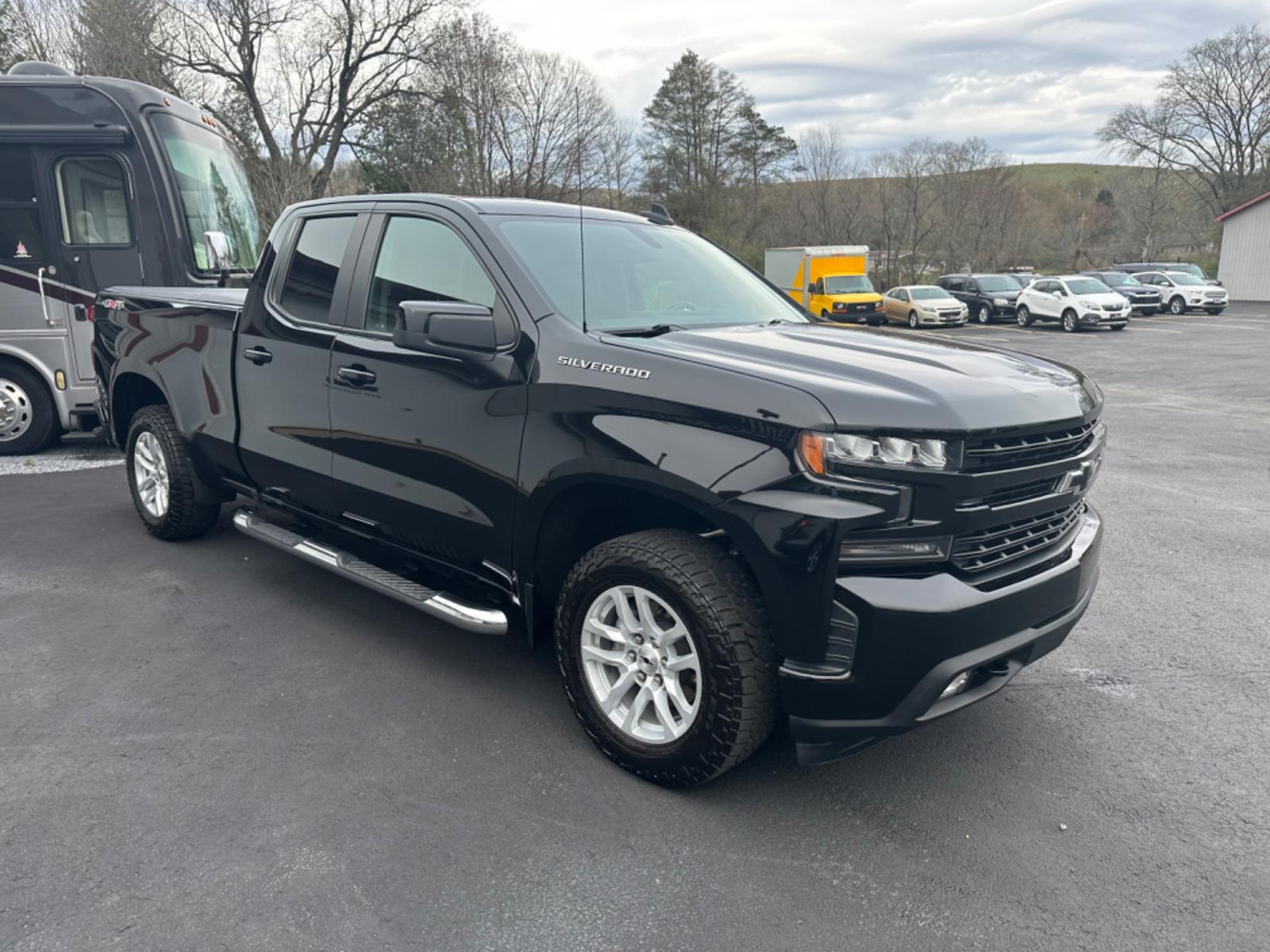 2019 Black Chevrolet Silverado 1500 (1GCRYEEDXKZ) with an 8 engine, automatic transmission, located at 8464 Route 219, Brockway, PA, 15824, (814) 265-1330, 41.226871, -78.780518 - Photo #21